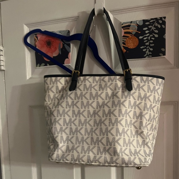 Mk bag - Picture 1 of 6